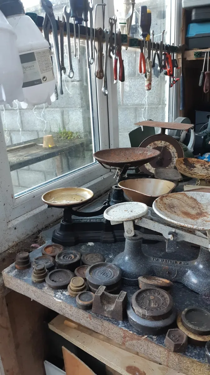 Vintage weighing scales for sale in Co. Carlow for €150 on DoneDeal
