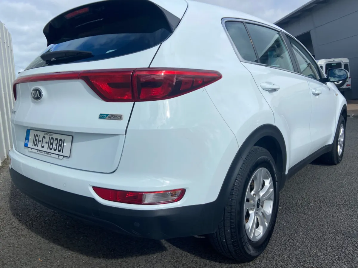 Kia Sportage 1.7 D LX 2016 - Image 2