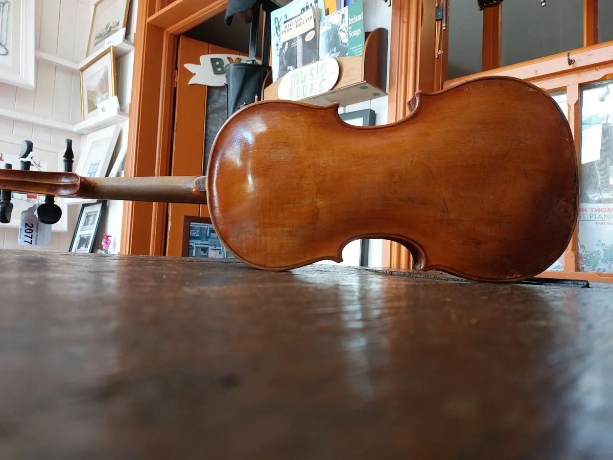 Violin - Image 2