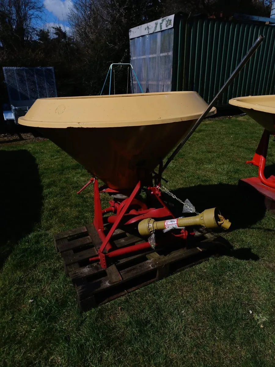 Fertiliser Spreaders for sale in Co. Cork for €1,000 on DoneDeal