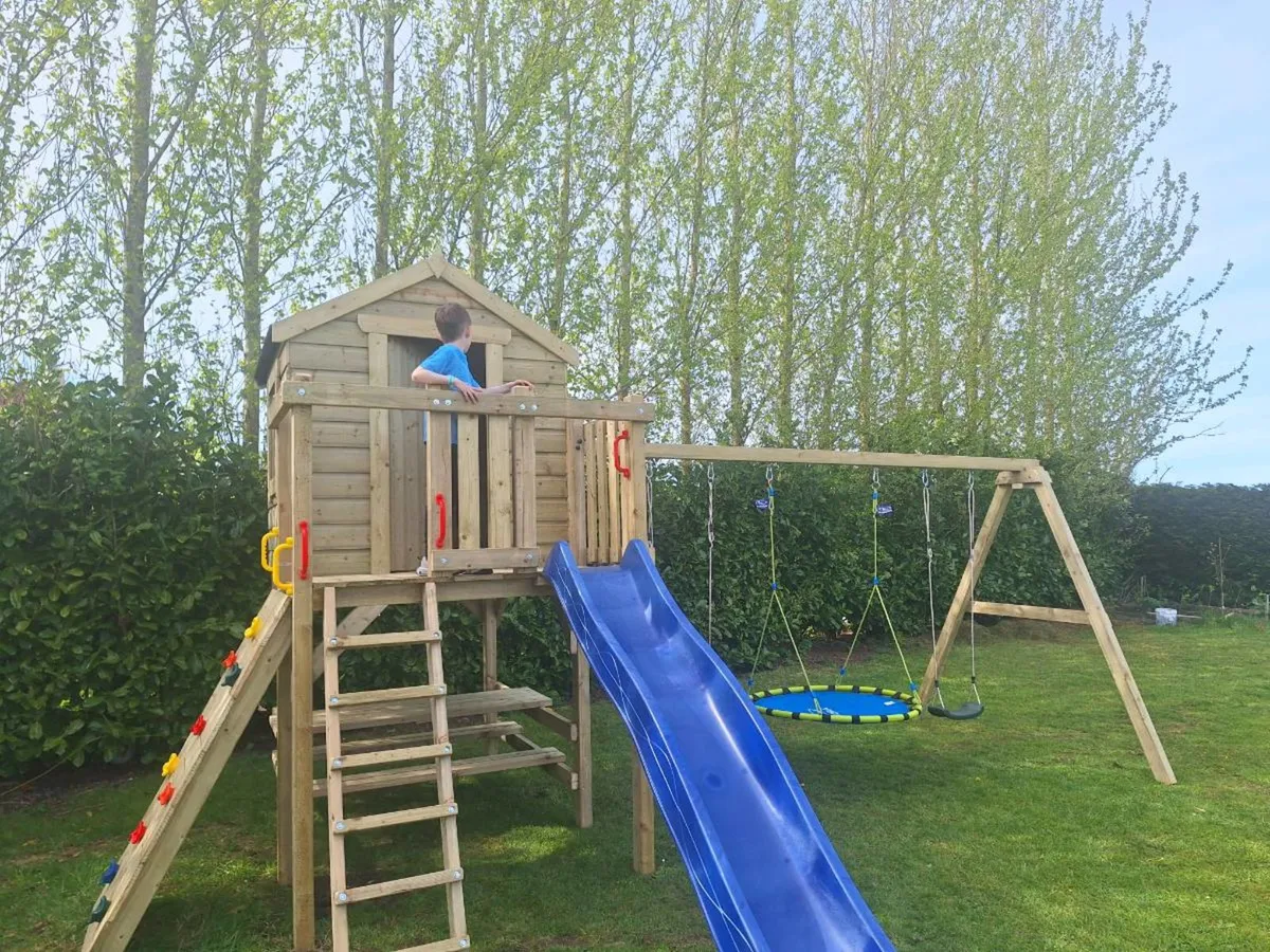 Play houses..order now to ensure summer delivery - Image 4