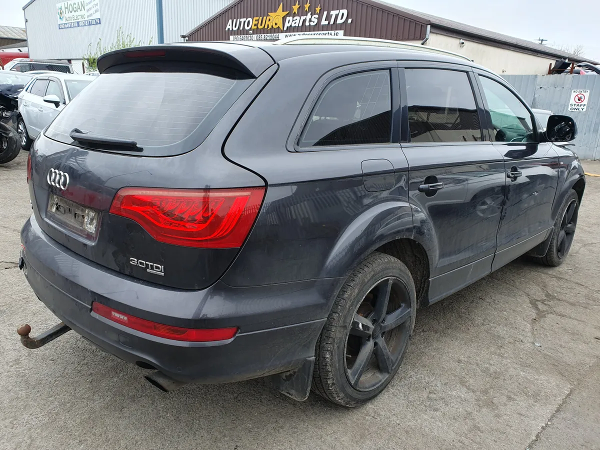 07 AUDI Q7  3.0 TDI (BUG) FOR BREAKING - Image 3