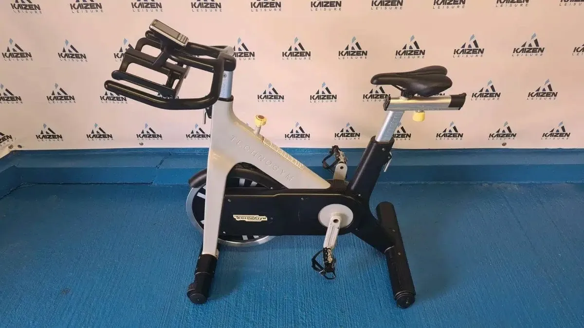 Technogym Group Cycles W/Console - Image 1