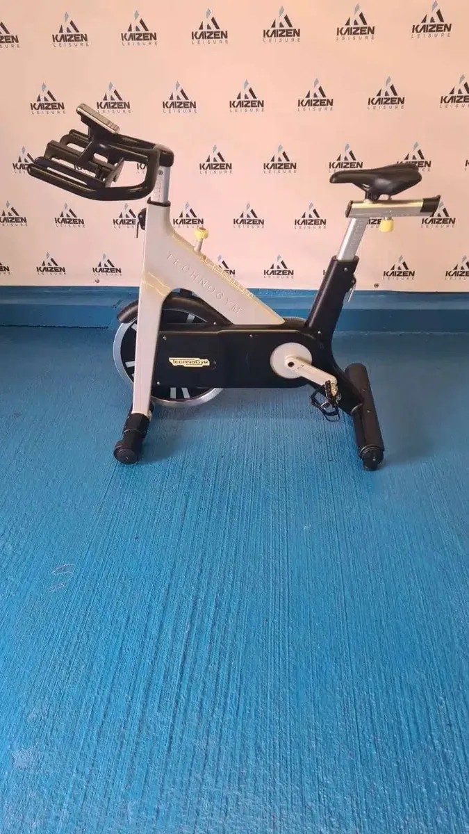 Technogym Group Cycles W/Console - €495 - Image 4