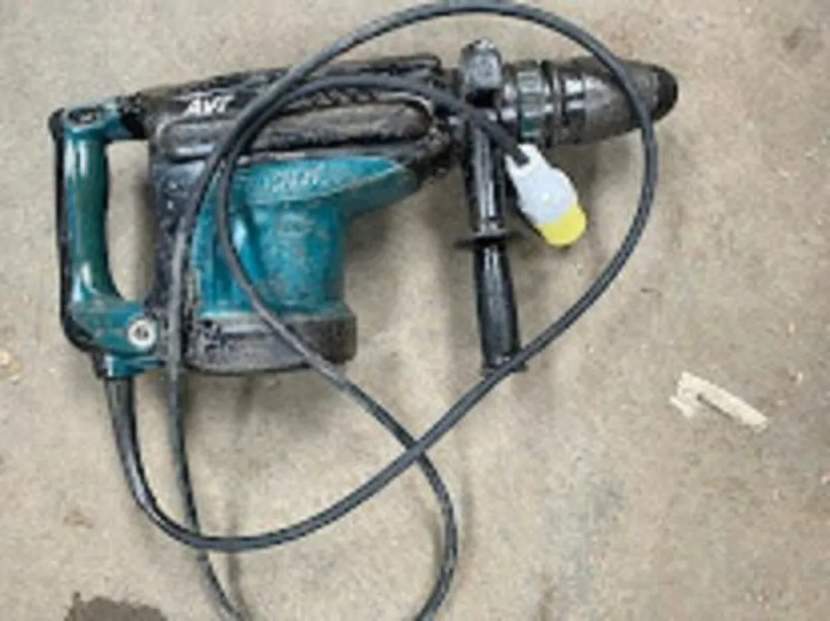 Makita HM 1213C Kango - Image 1