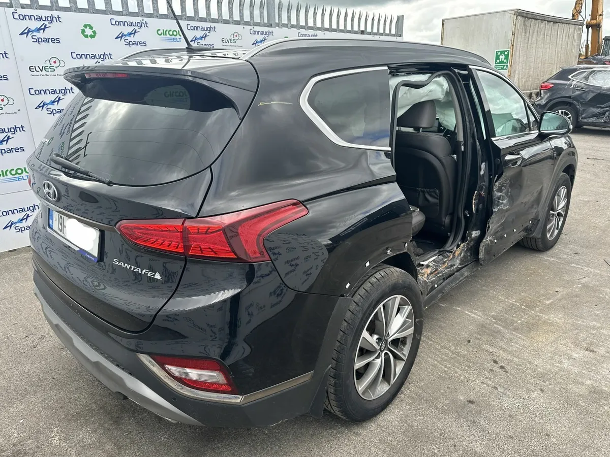 2019 HYUNDAI SANTA FE JUST IN FOR BREAKING - Image 4