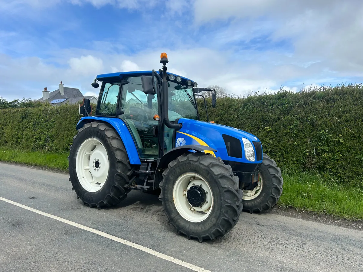 New Holland T5070 - Image 1