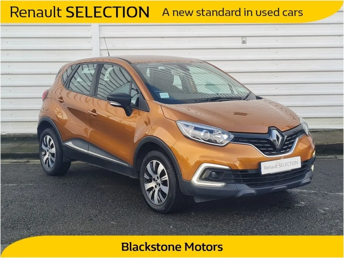 Renault Captur Expression  DCI 90 PH2 4DR - Image 1