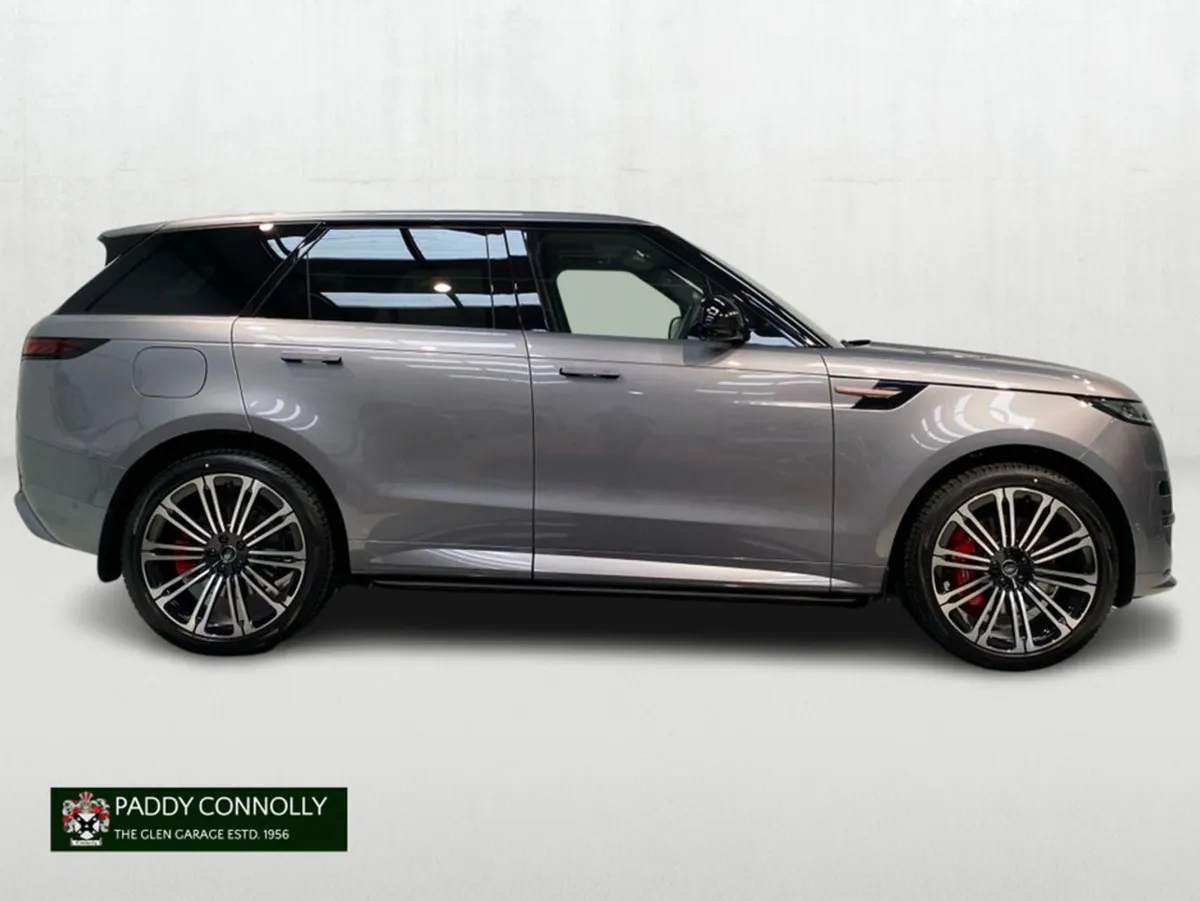 Land Rover Range Rover Sport Sport n1 Commercial - Image 4