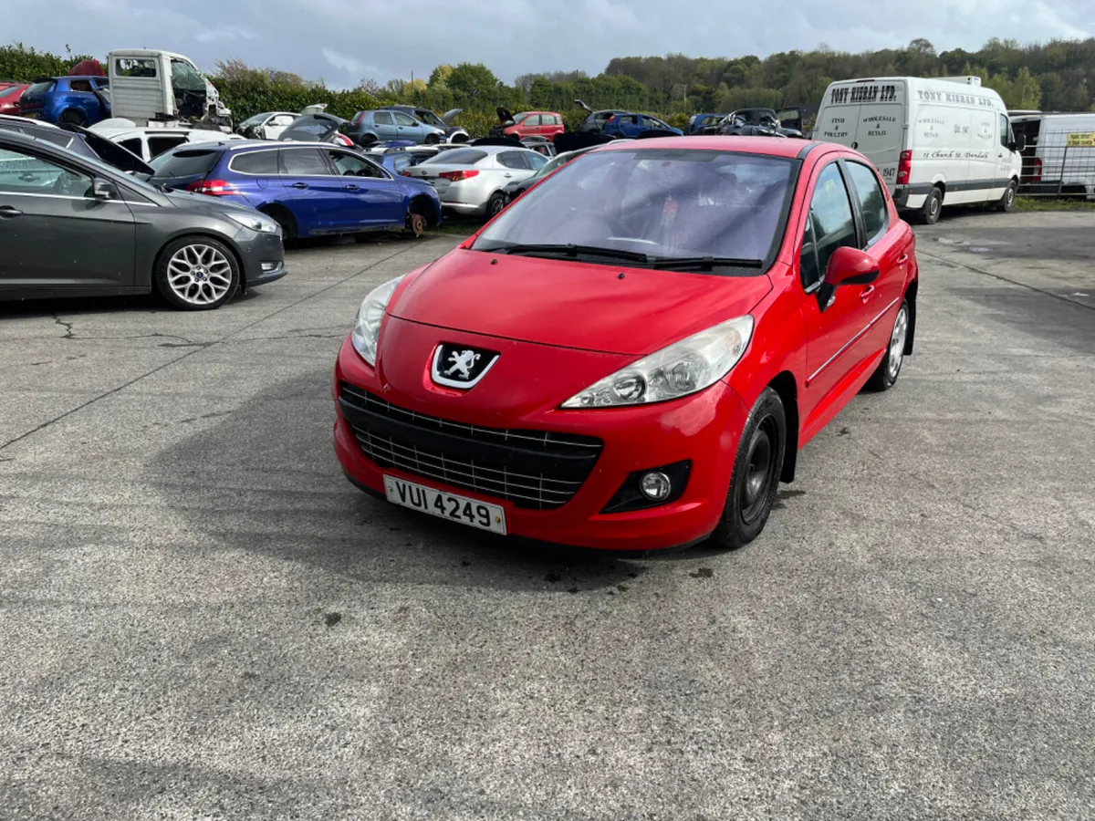 2012 Peugeot 207 1.4 HDI - Image 2