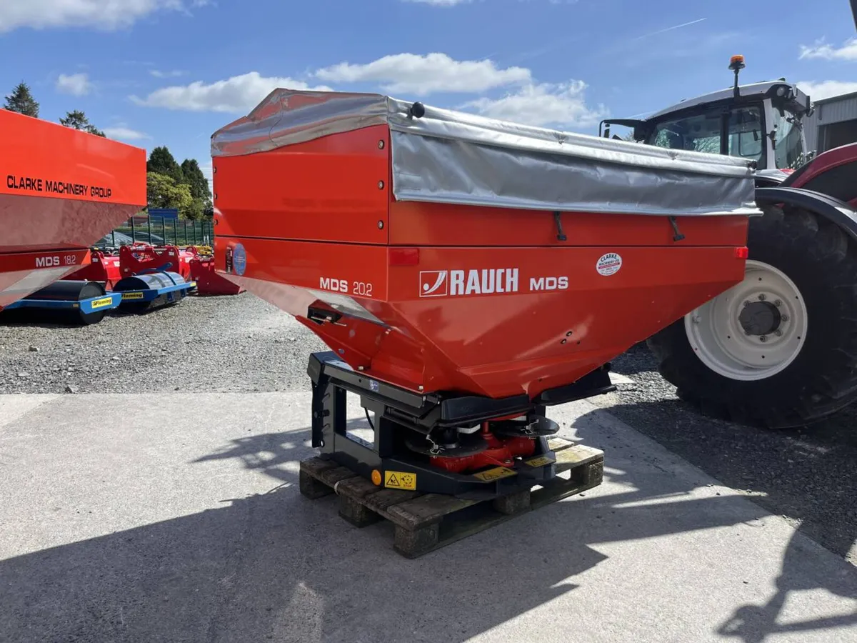 New Rauch MDS 20.2 Fertiliser Spreader - Image 1