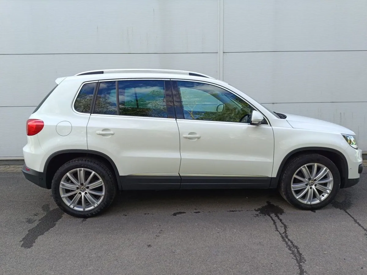 Volkswagen Tiguan 2.0 TDI 110HP BMT Sport - Image 2