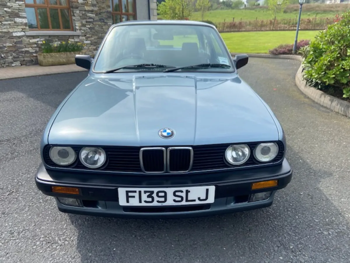 BMW 3-Series 1988 - Image 2