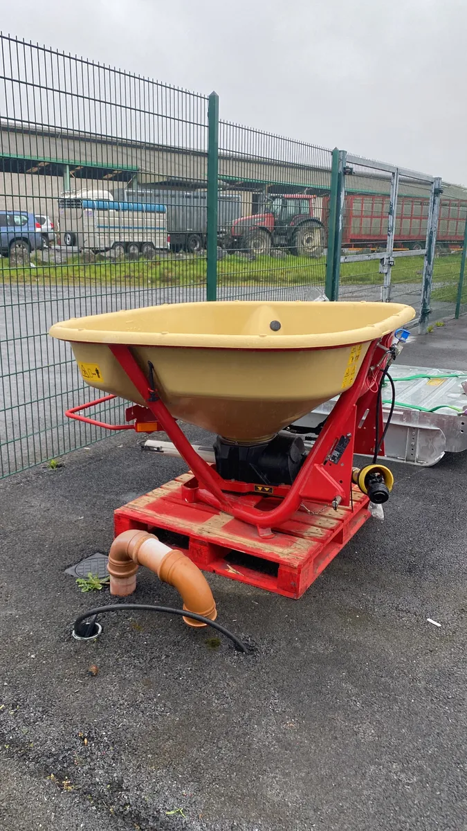 Massey Ferguson - Image 2