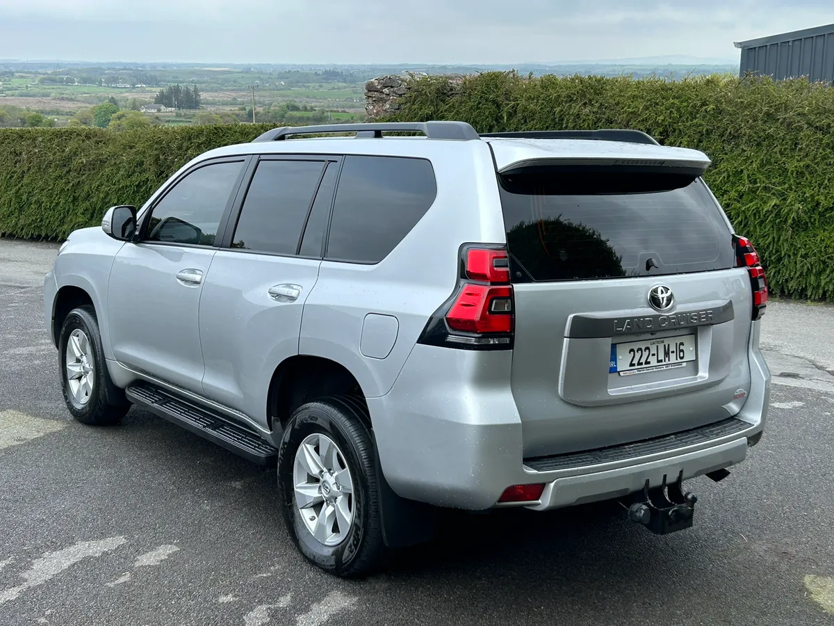 2022 Toyota Landcruiser LWB Manual 204 BHP - Image 3