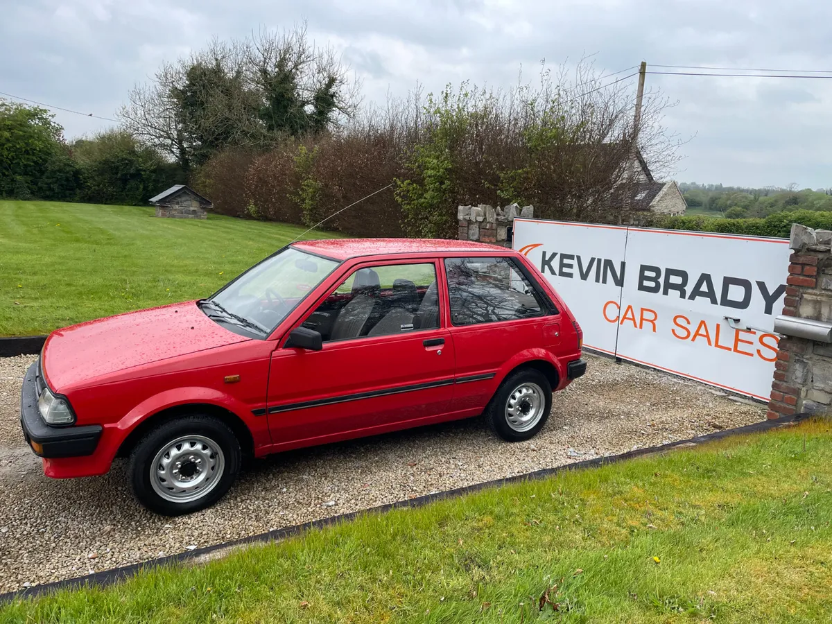 TOYOTA STARLET 1.0 LITRE 4 SPEED EP70 MODEL XL - Image 3