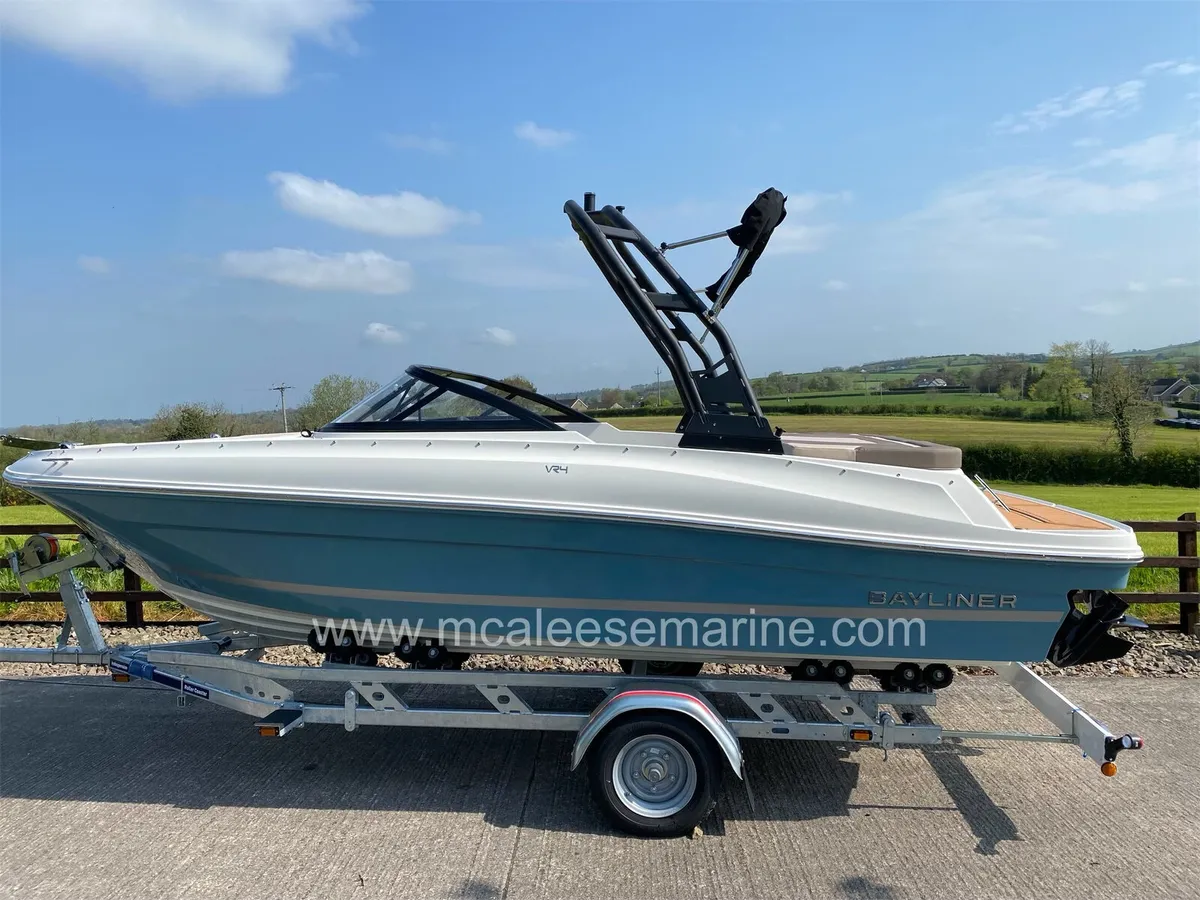 ✅New Bayliner VR4 Wakeboard Model - Image 1