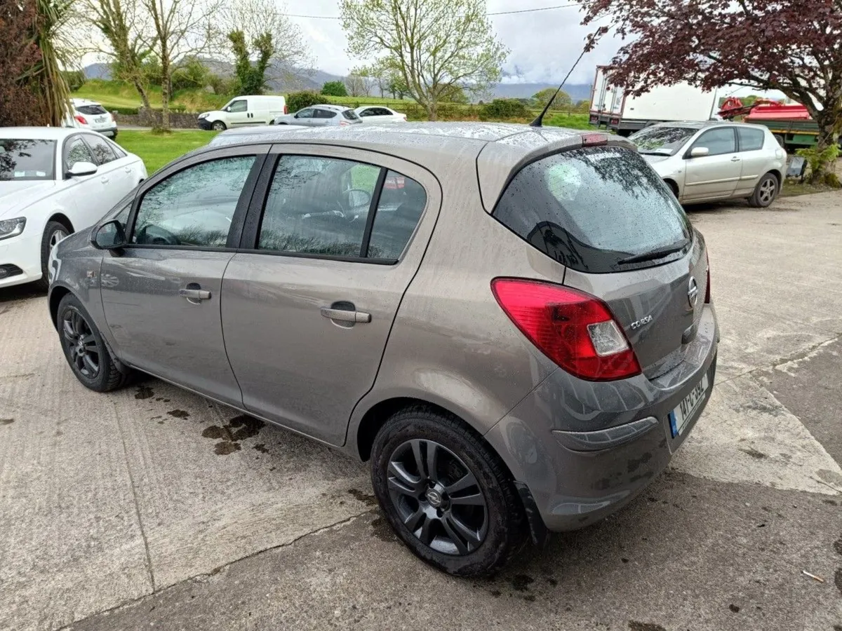 Opel Corsa SC 1.3cdti 5DR - Image 3