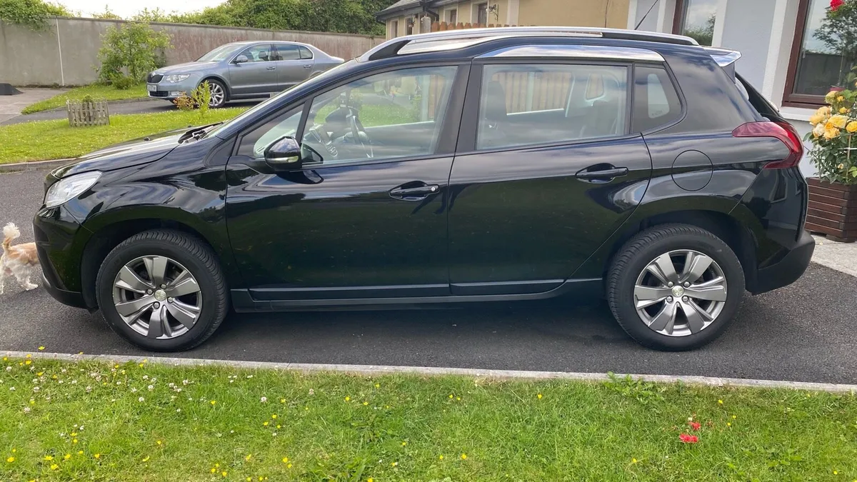 PEUGEOT 2008 1.6 HDI ACTIVE - Image 2