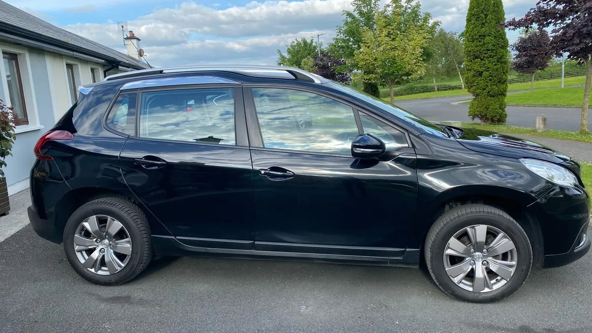 PEUGEOT 2008 1.6 HDI ACTIVE - Image 4