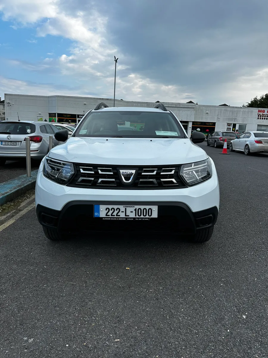 222 Dacia Duster 1.0 Petrol - Only 1700 KM - Image 3