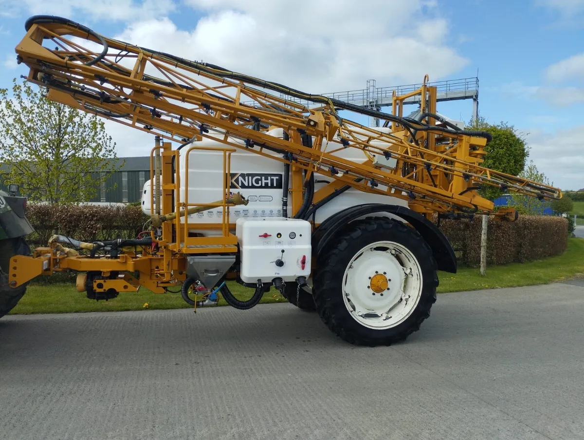 Knight 24 meter sprayer - Image 2