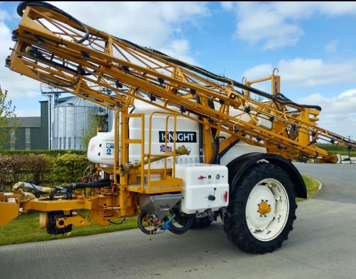 Knight 24 meter sprayer - Image 3