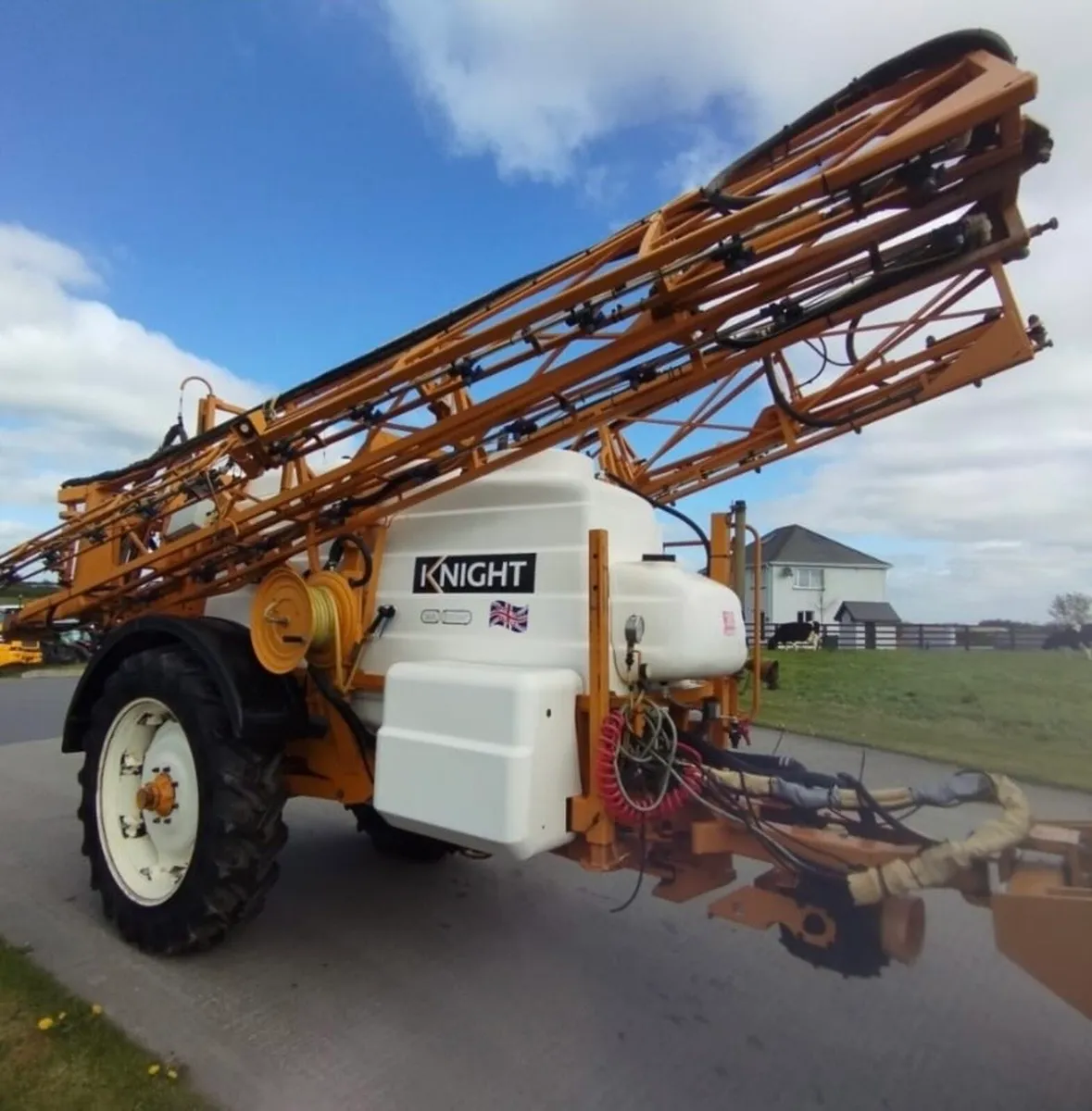 Knight 24 meter sprayer - Image 1