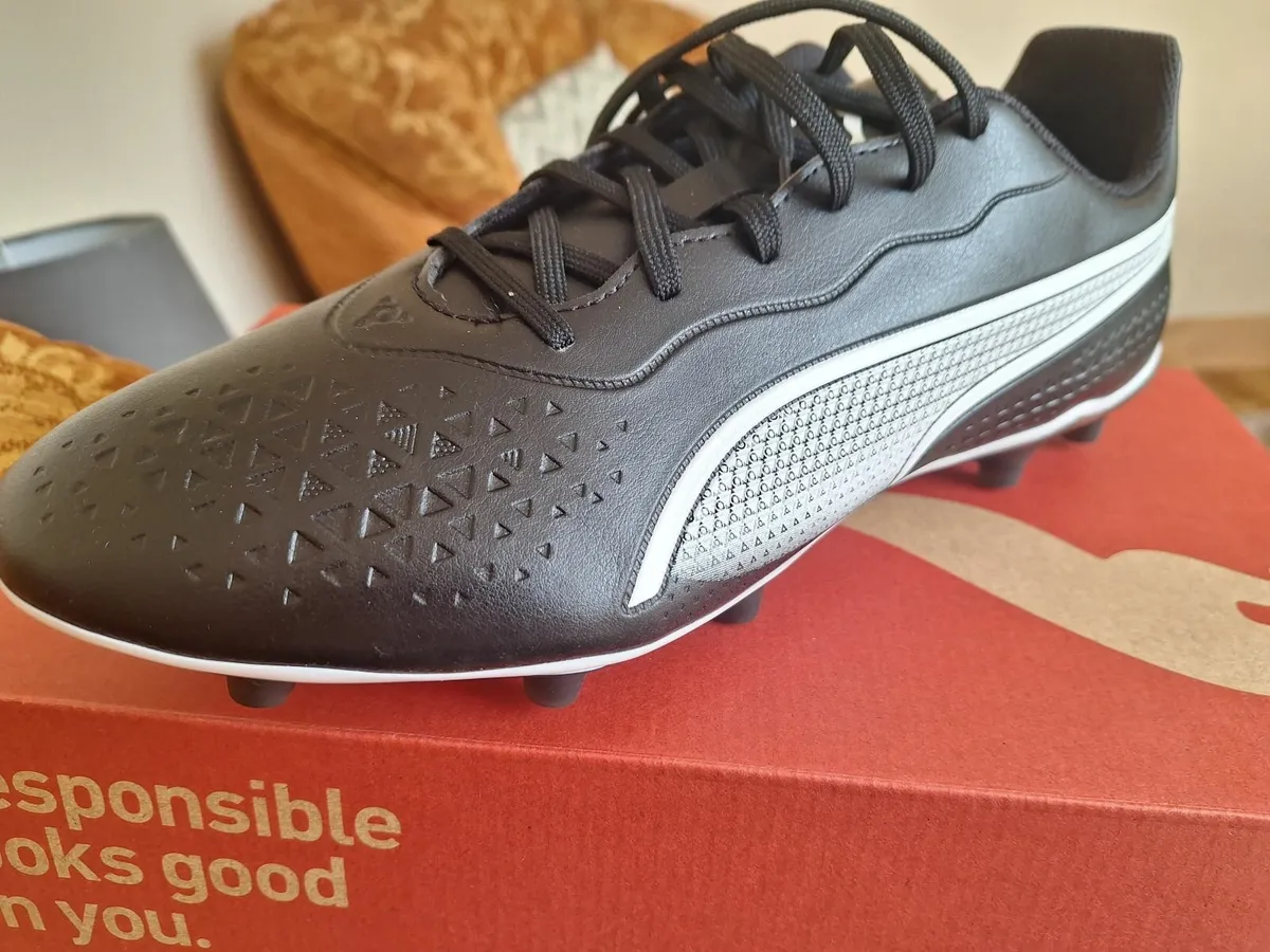 PUMA KING MATCH FIRMGROUND FOOTBALL BOOTS for sale in Co. Clare for €