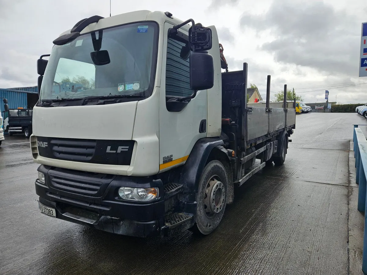 2008 DAF LF55 250 19TON DROPSIDE AND REMOTE CRANE - Image 3