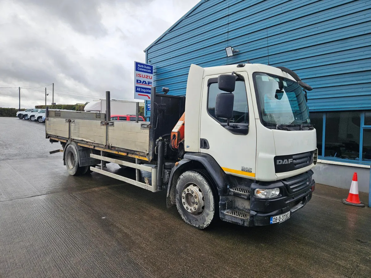 2008 DAF LF55 250 19TON DROPSIDE AND REMOTE CRANE - Image 4