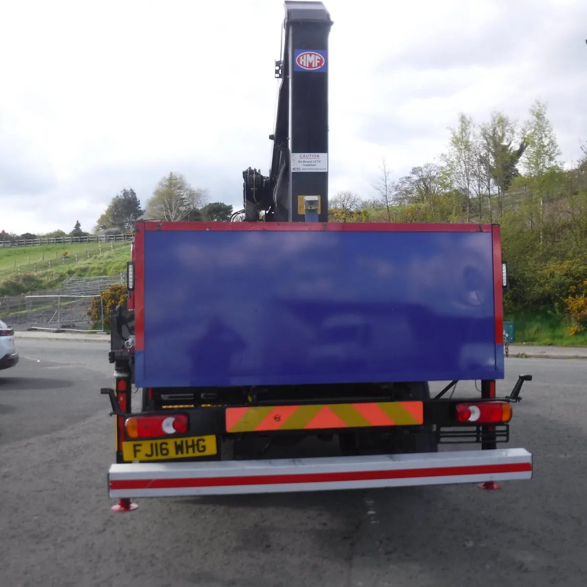 Daf LF220 2016 Aluminium d/side with HMF crane. - Image 4