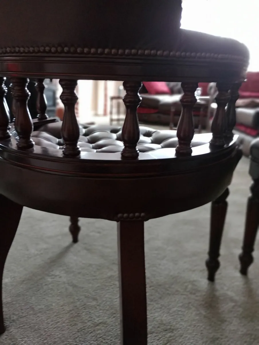 Leather captain's chairs x 2 for sale in Co. Mayo for €500 on DoneDeal