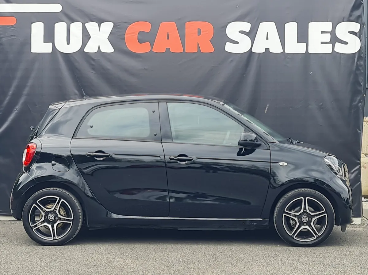 2021 Smart Forfour EQ TOP SPEC PULSE PREMIUM - Image 2