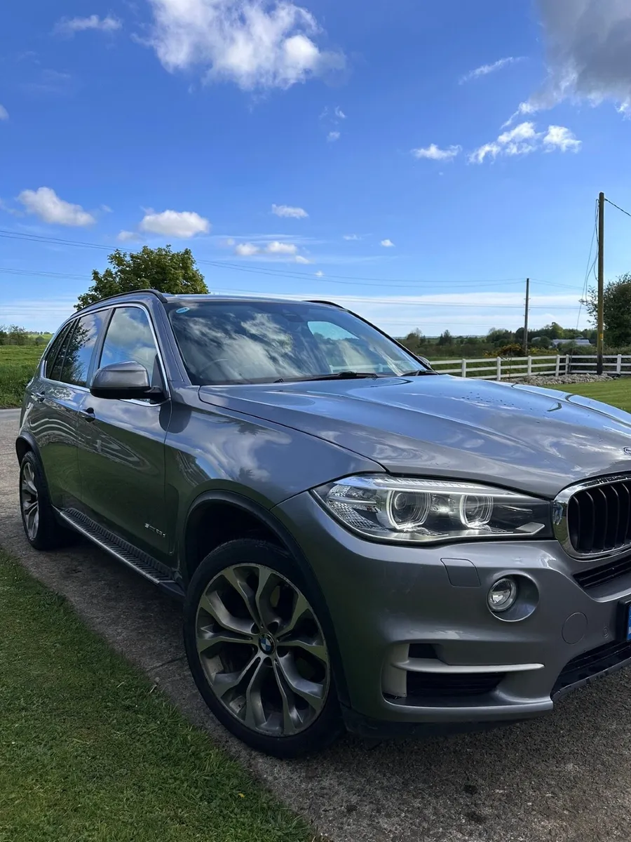BMW X5 sport  2014 7seater - Image 2