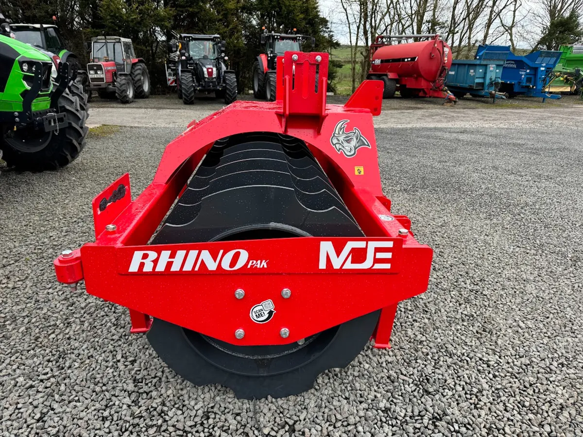 NEW MDE Rhinopak 2.5 Ton Silage Compactor - Image 2