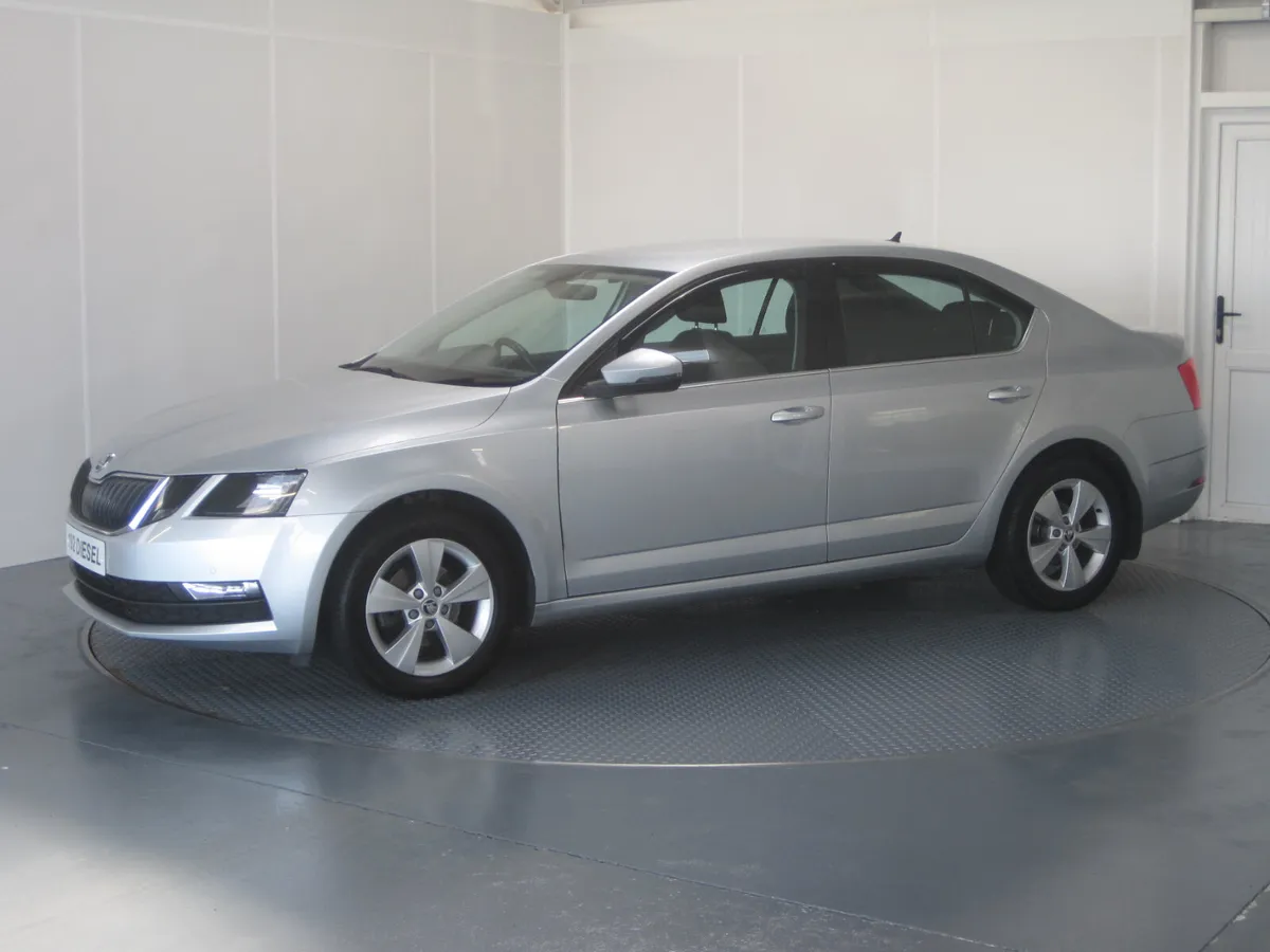2019 Skoda Octavia 1.6 TDI Automatic SE Technology - Image 3