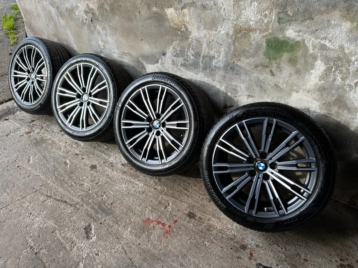 18" GENUINE BMW G20 ALLOY WHEELS&BRIDGESTONE TYRES - Image 3