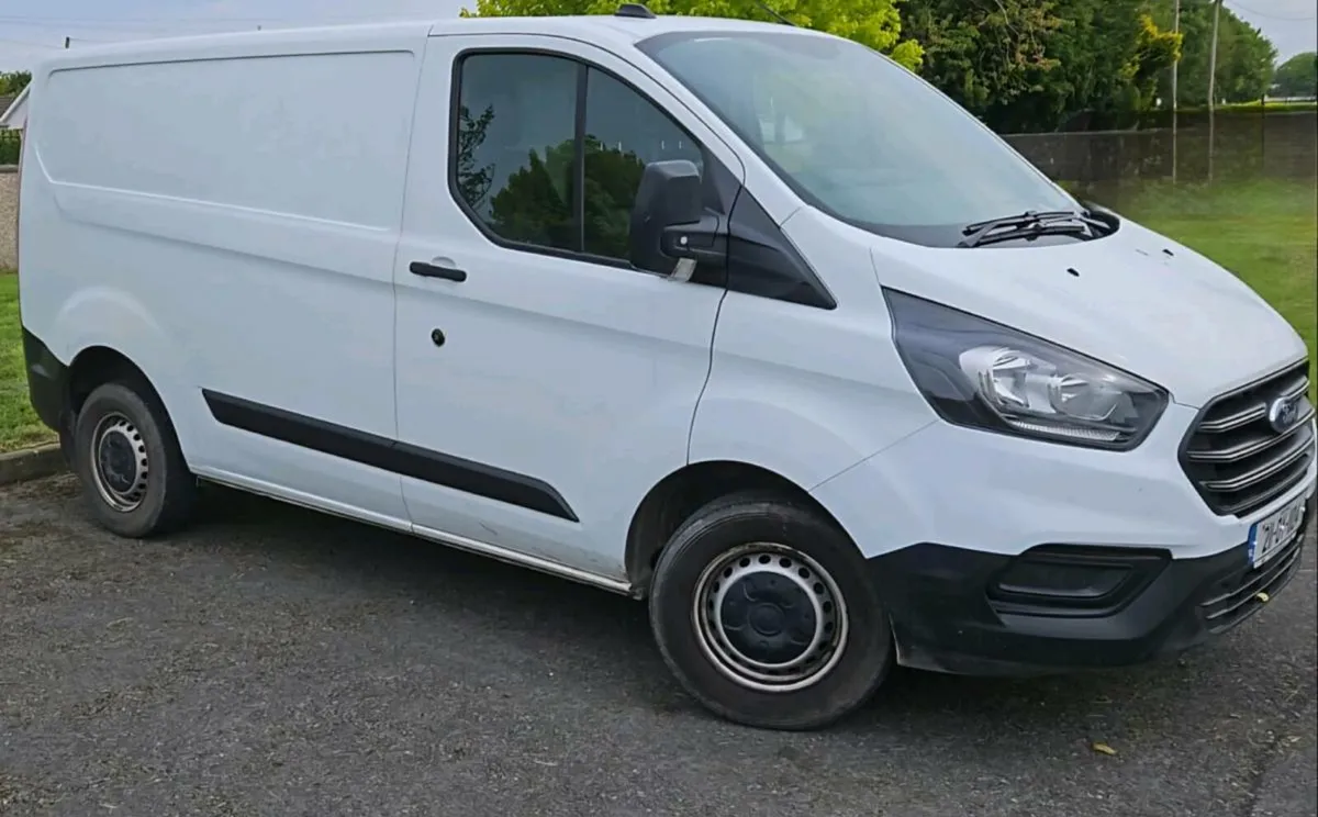 2021 Ford Transit Custom - Image 1