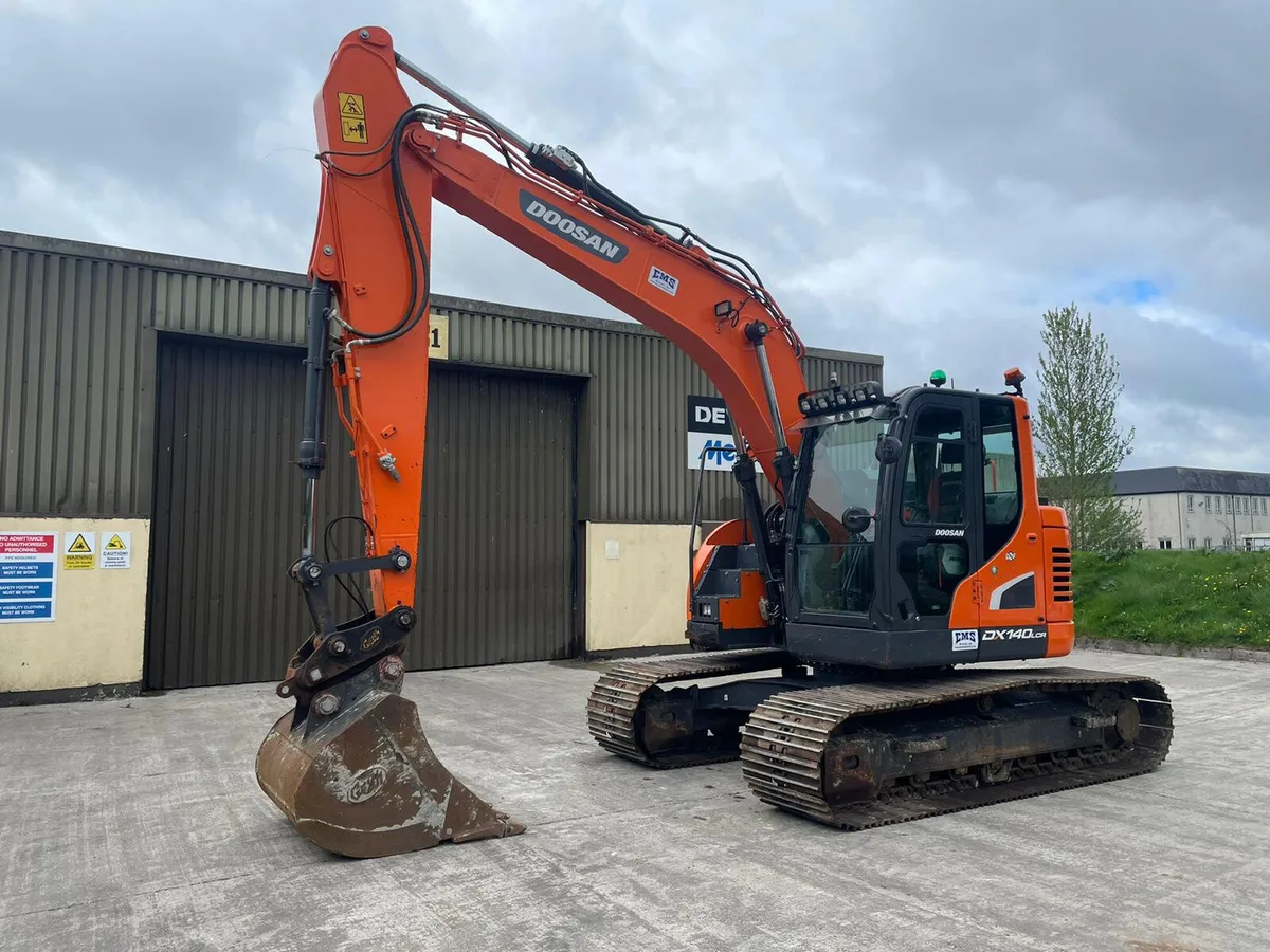 2019 Doosan DX140 LCR-5 - Image 2