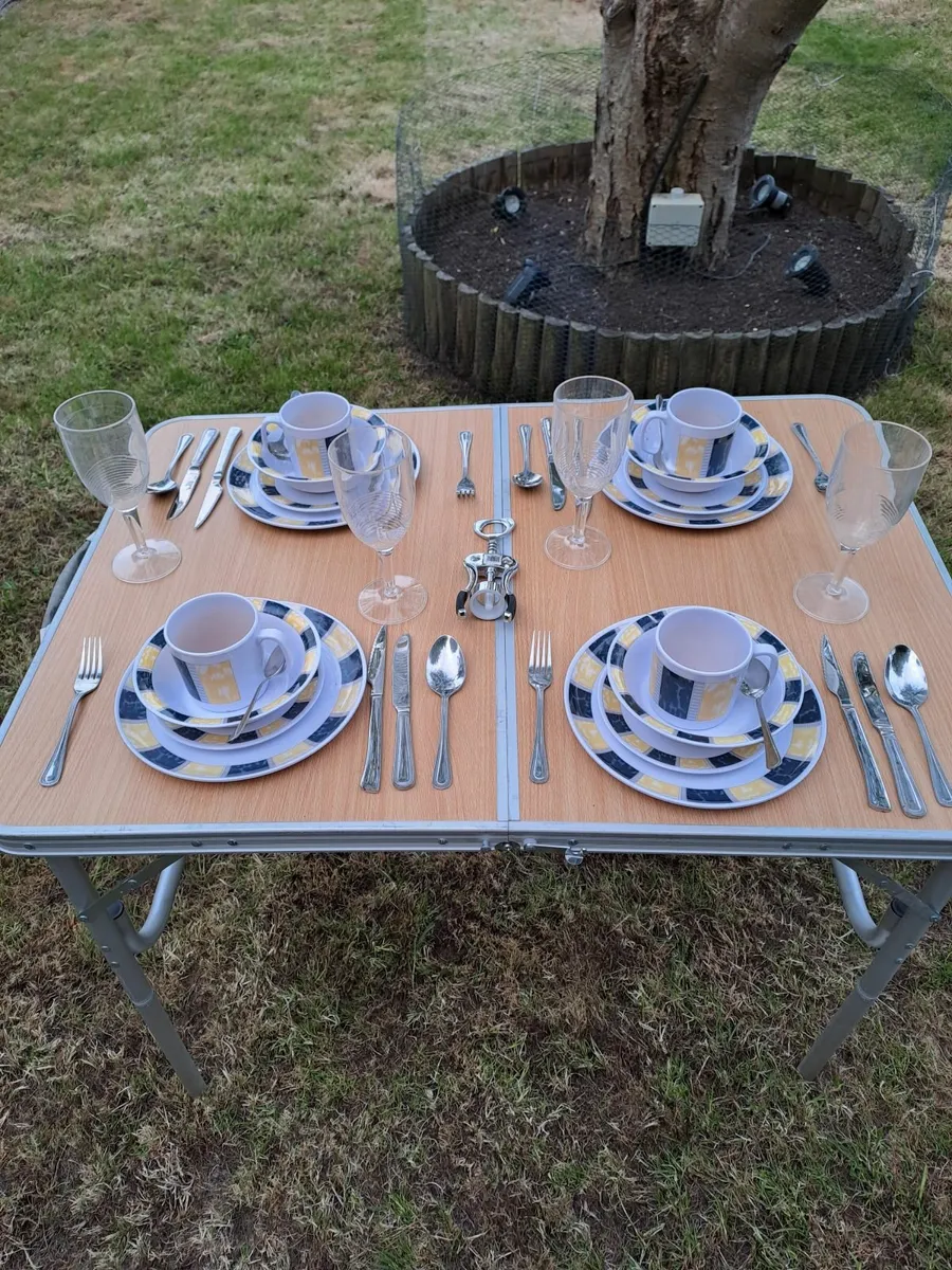 Camping - Image 2