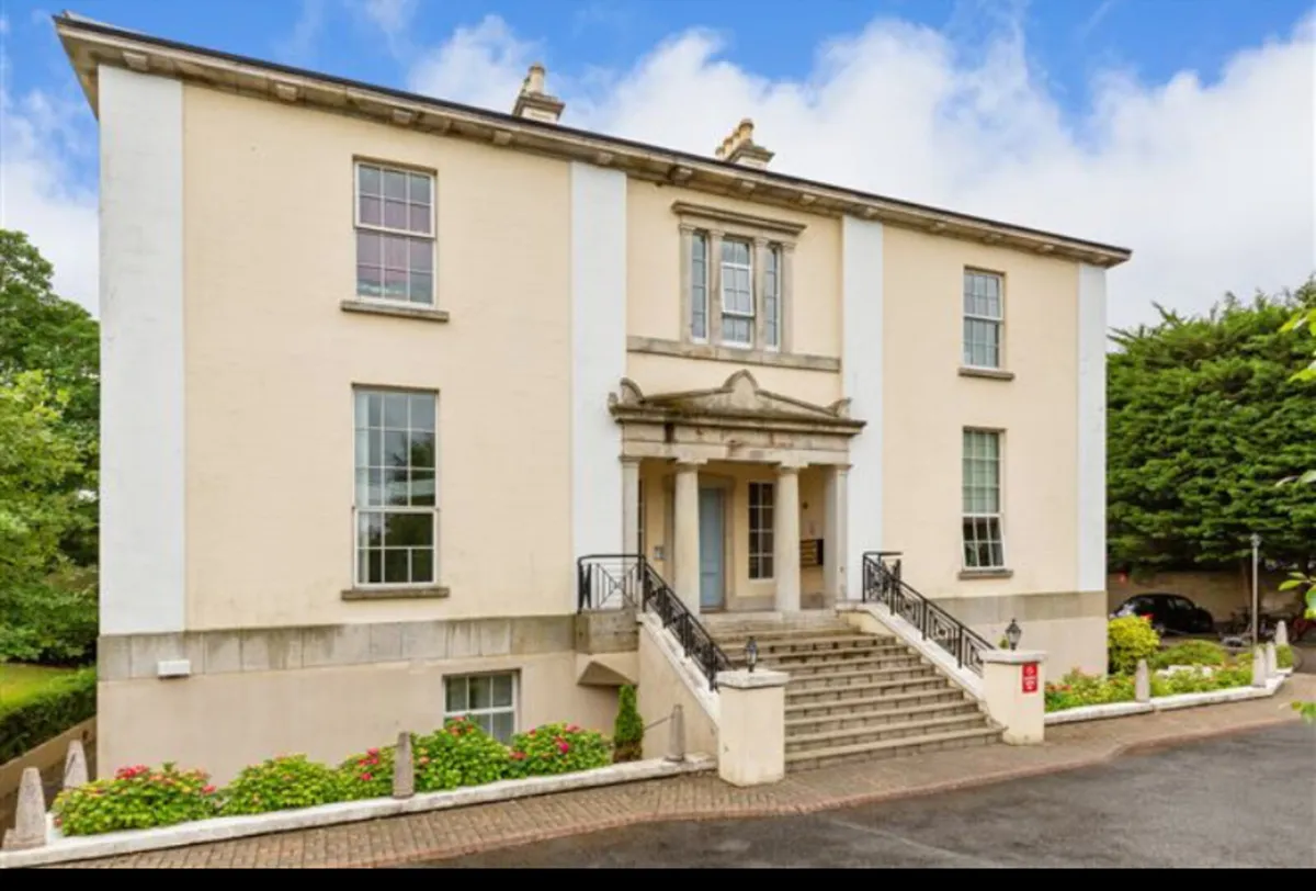Now until 6/9, Twin Room to Let - Image 2