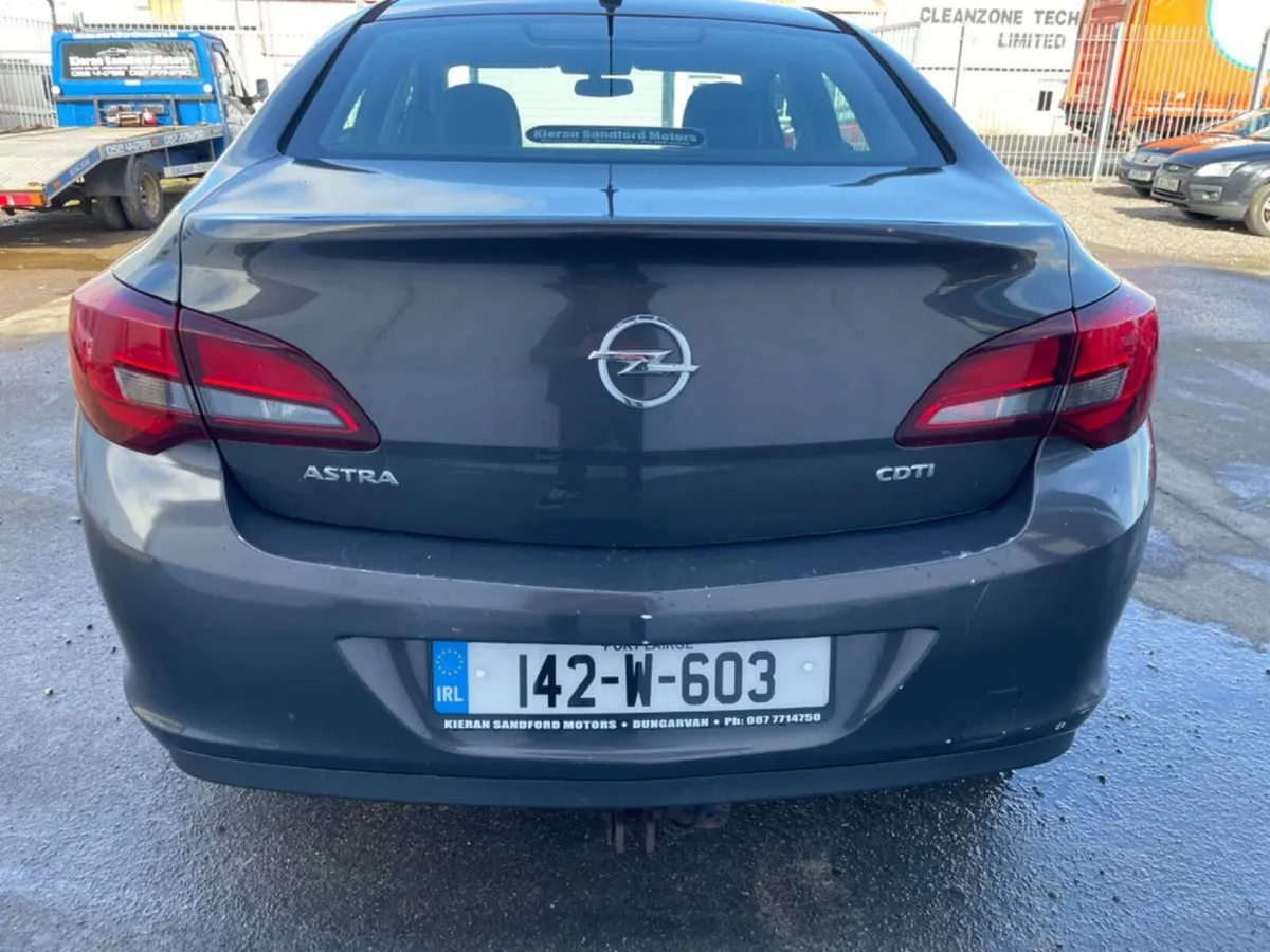 Opel Astra - Diesel - Fresh NCT - May PX - Image 4
