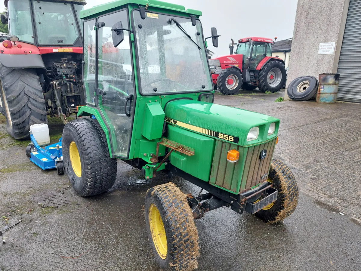 1993 John Deere 955 - Image 2