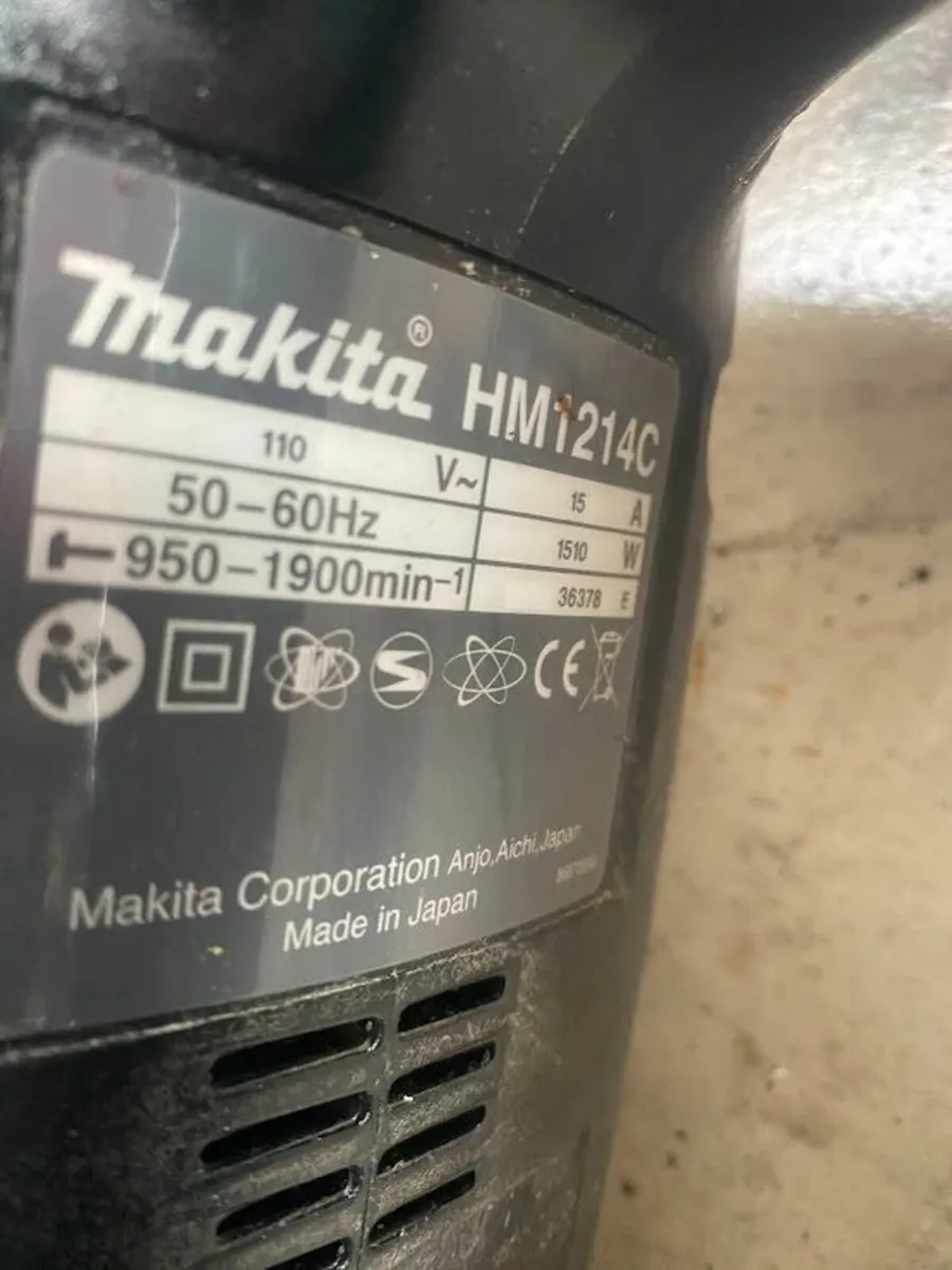 Makita HM 1214C Demolision Hammer - Image 2