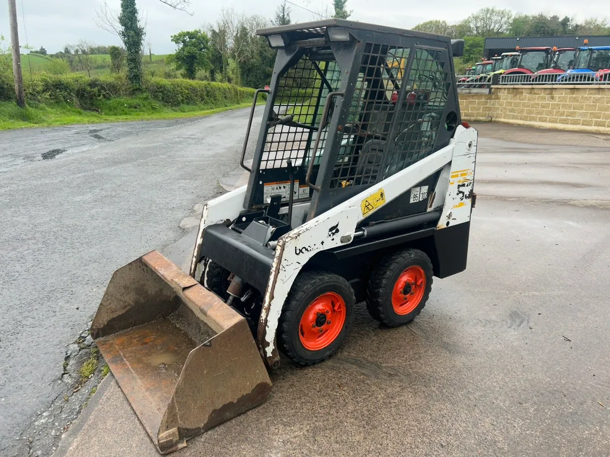 Bobcat 453 skid steer 34 inches wide - Image 2