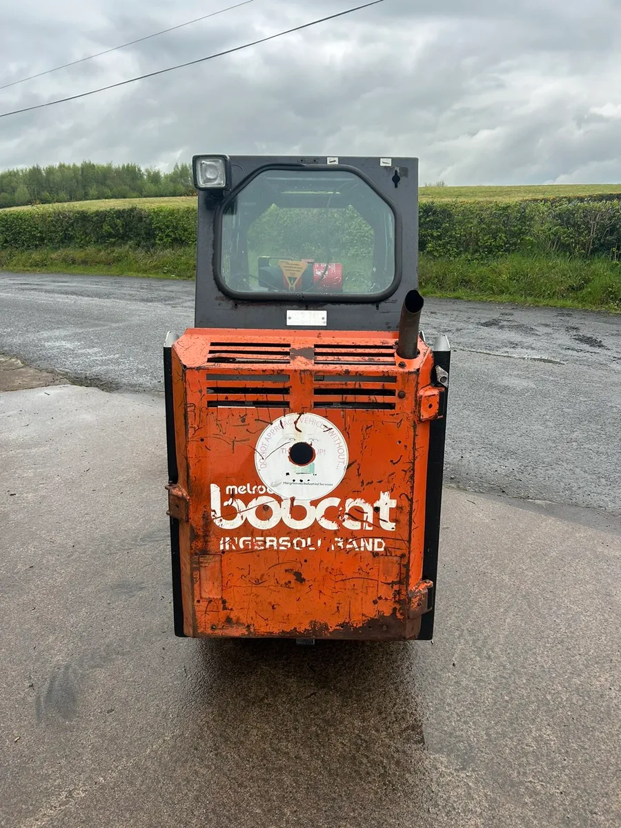 Bobcat 453 skid steer 34 inches wide - Image 3