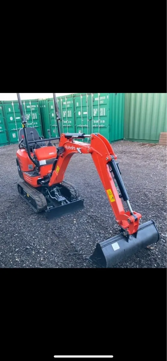 Mini digger hire with driver - Image 2