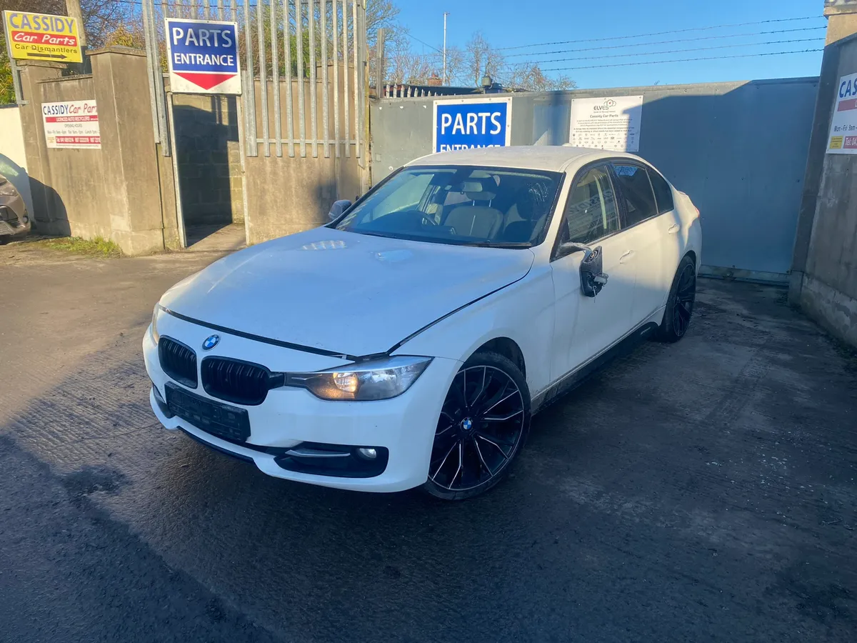 For Parts 2014 BMW 320 diesel - Image 3