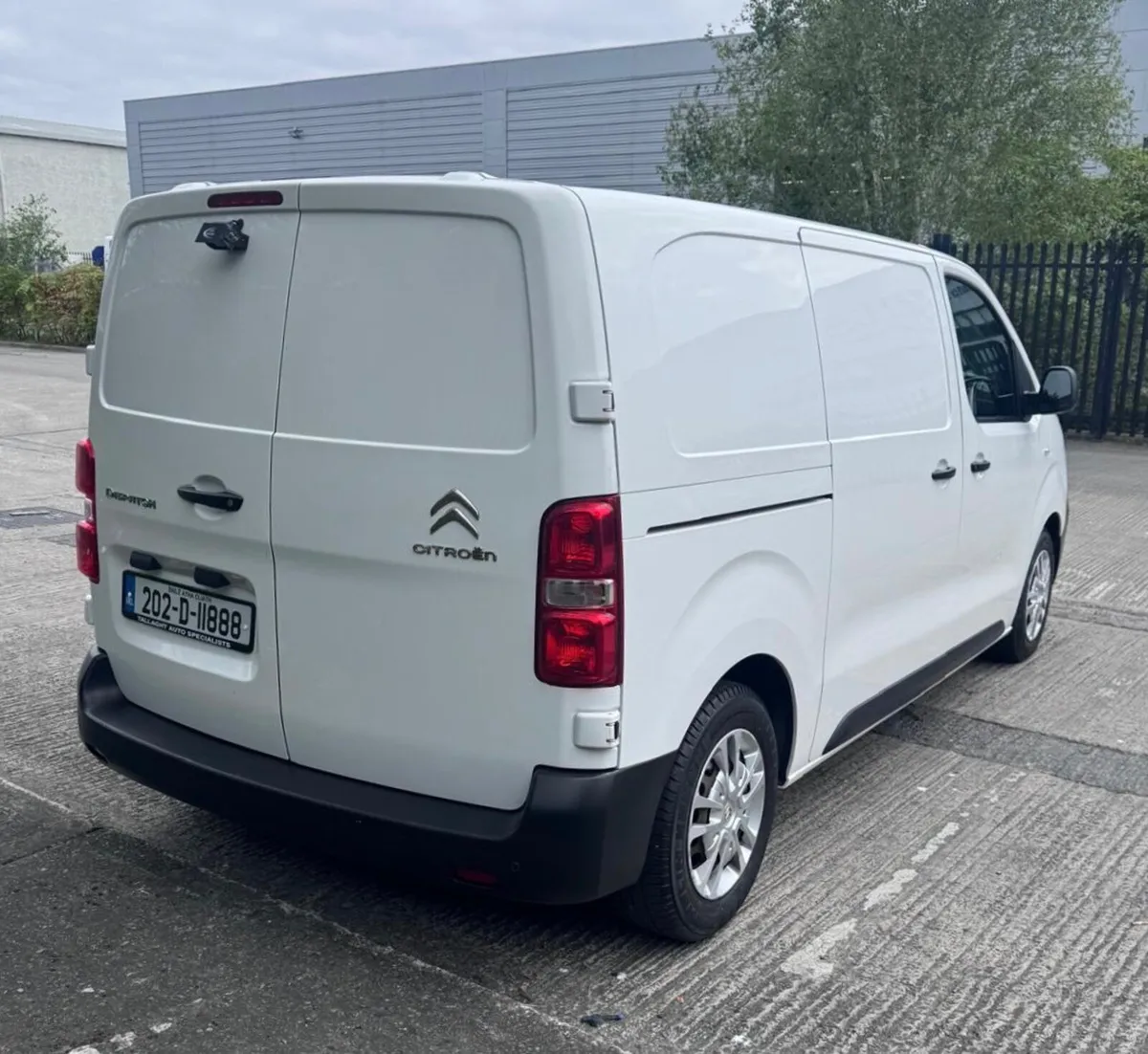 2020 Citroen Dispatch LOW KLMS - Image 4